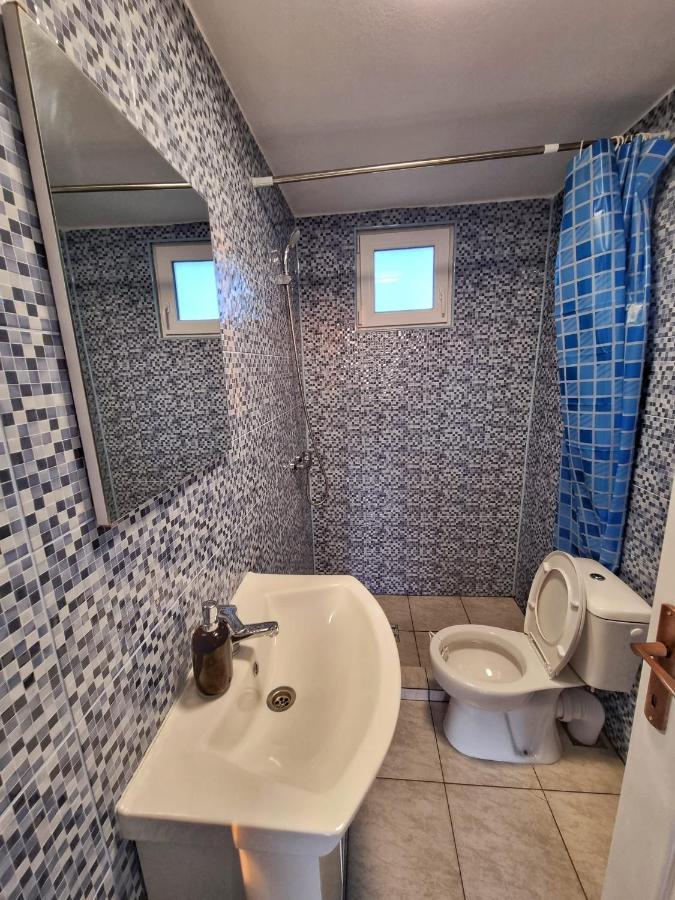 Cabana Varad Coronini Moldova Veche Екстериор снимка
