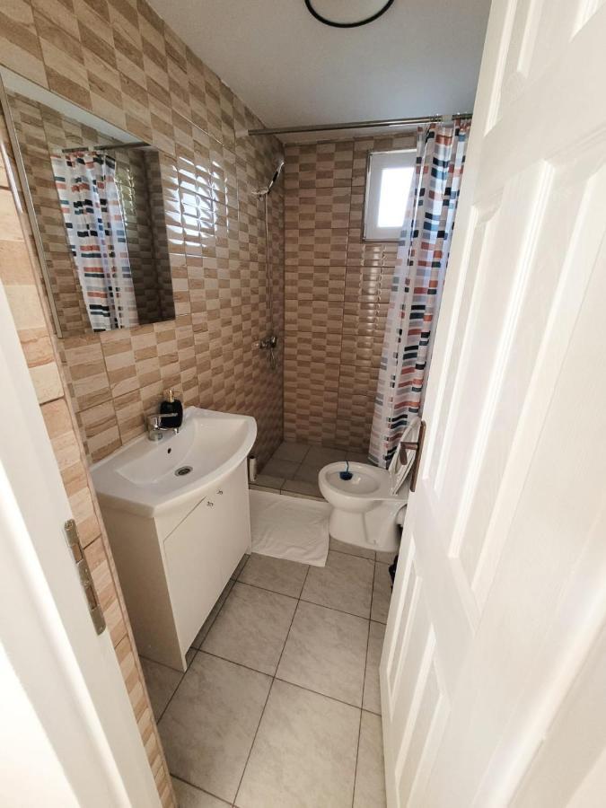Cabana Varad Coronini Moldova Veche Екстериор снимка